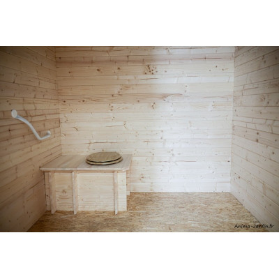 Toilette sèche en bois avec plancher, PMR, avec rampe d'accès, 3,62 m²