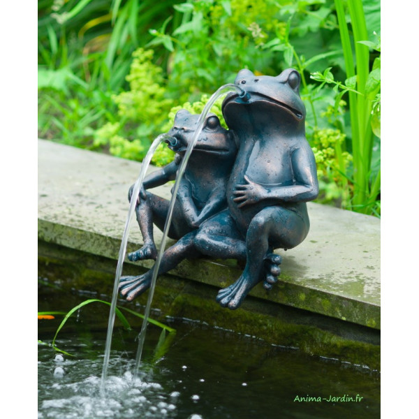 Couple grenouille, H.22 cm cracheur d'eau, décoration bassin