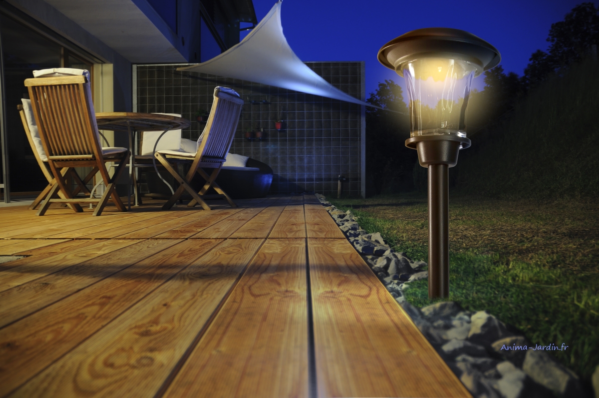 Borne-solaire-ESIS-nortène-anima-jardin