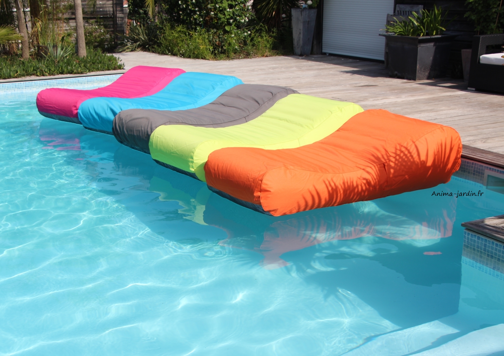 Matelas piscine Wave de Sunvibes - Elyméa