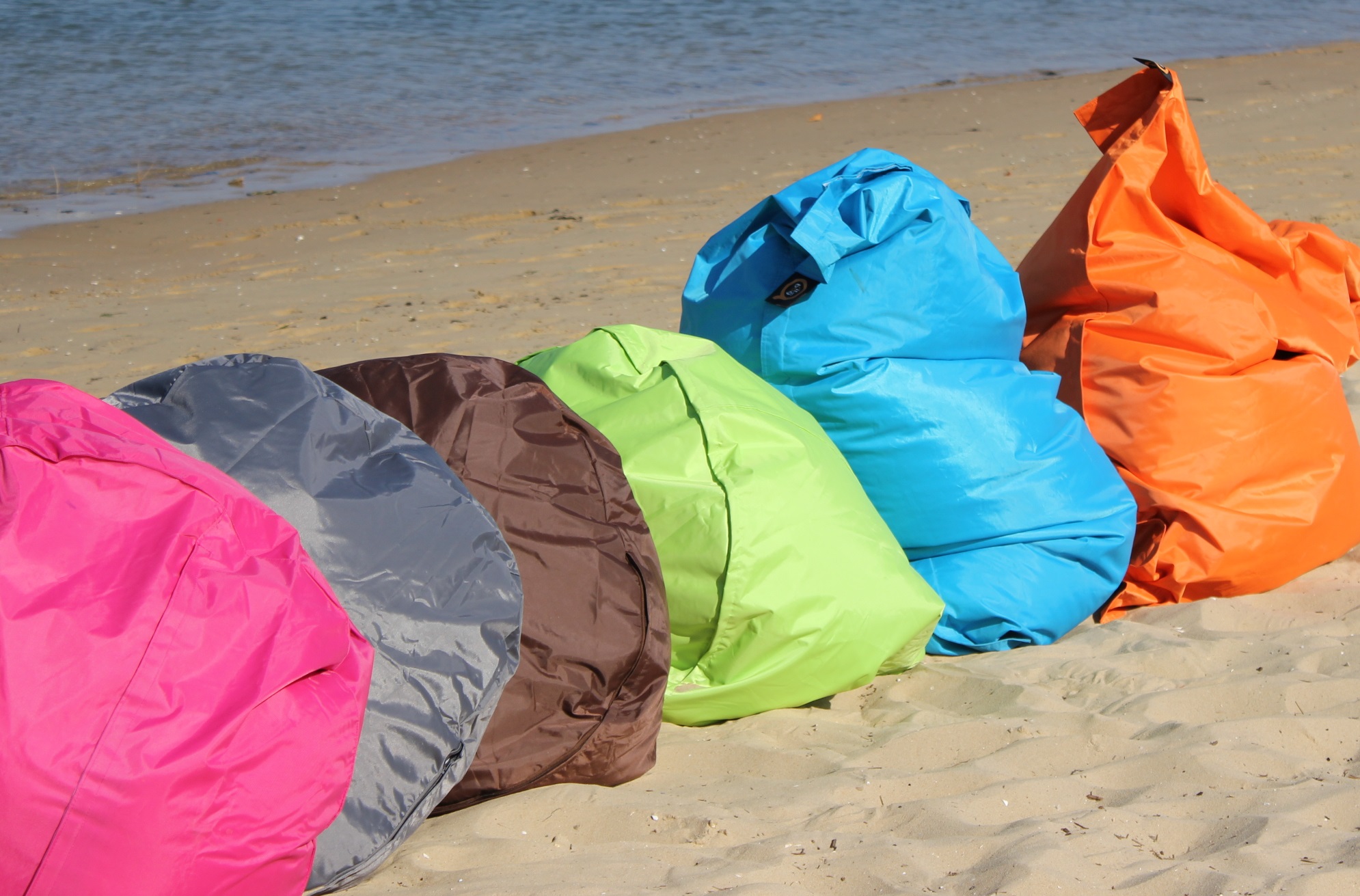 coussins-poufs-couleurs